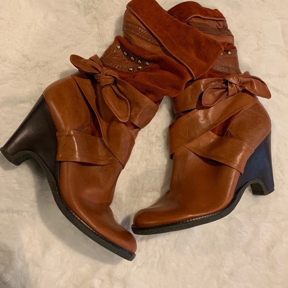 Bronx Brand Suede/Leather Ankle Bootie 10 - Picture 5 of 5